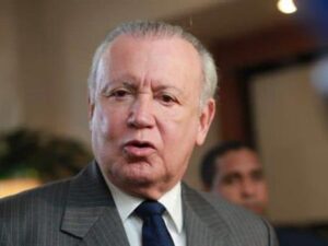 Opinión de Rafael Alburquerque sobre modificación del Código Laboral